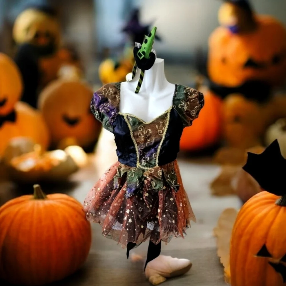 Disguise pretty witch